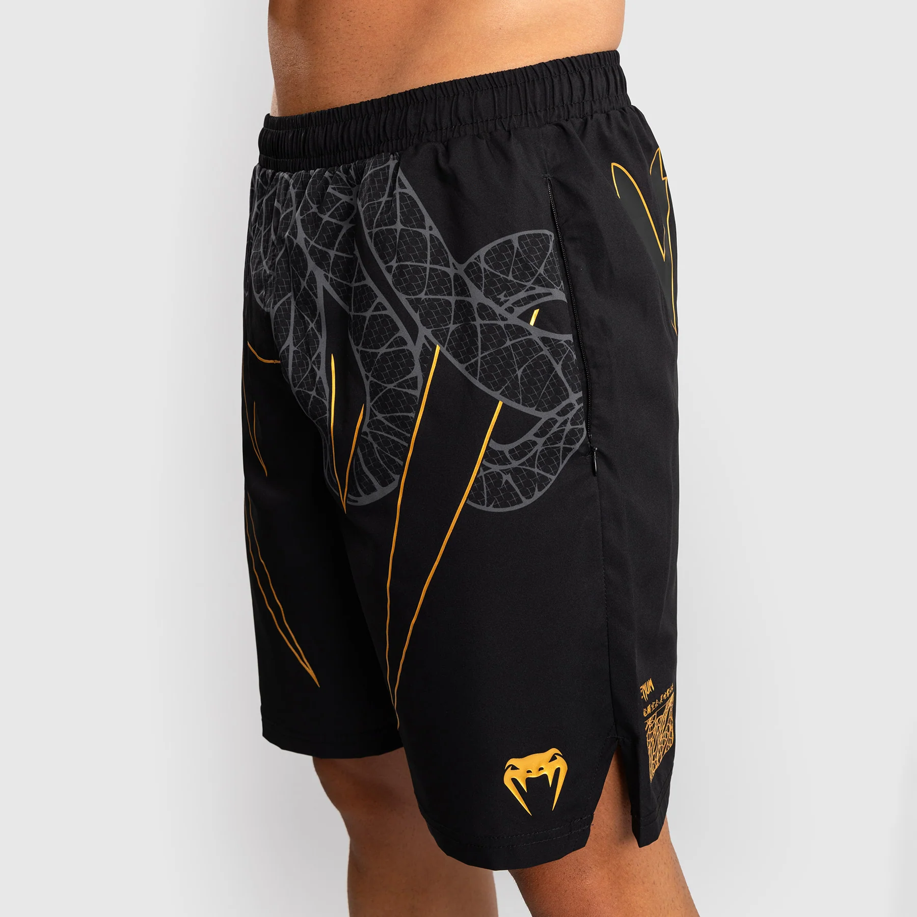 Pantalones cortos de entrenamiento Venum Serpenti Negro - Image 6