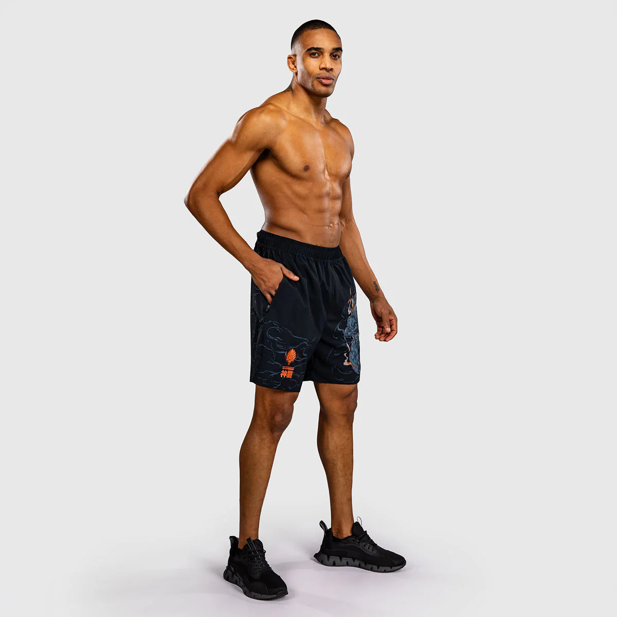 Pantalones cortos de entrenamiento Venum Thunder Dragon Negro - Image 4