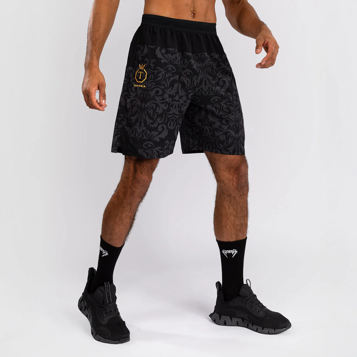Pantalones cortos de entrenamiento Venum x Ilia Topuria Unmatched  - Image 5