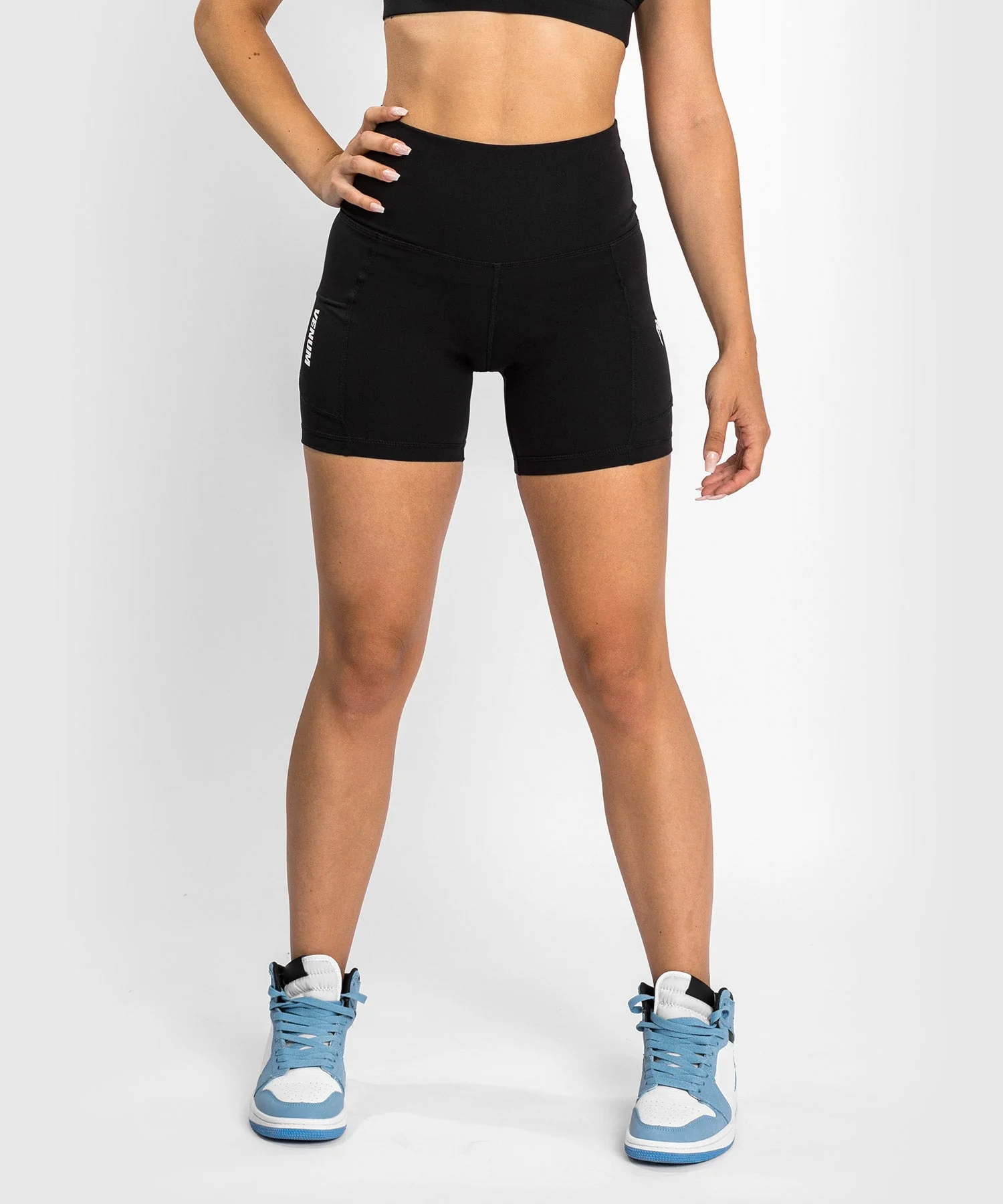 Shorts mujer Venum Essential  - Image 5