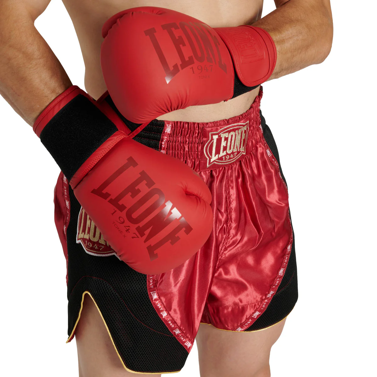 Pantalones cortos kick-tailandés Leone Classic AB881 Rojo  - Image 7