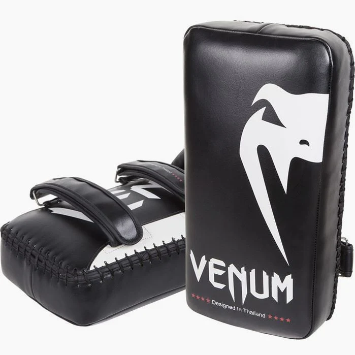 Pareja de Pao Venum Giant Negro Blanco - Image 3