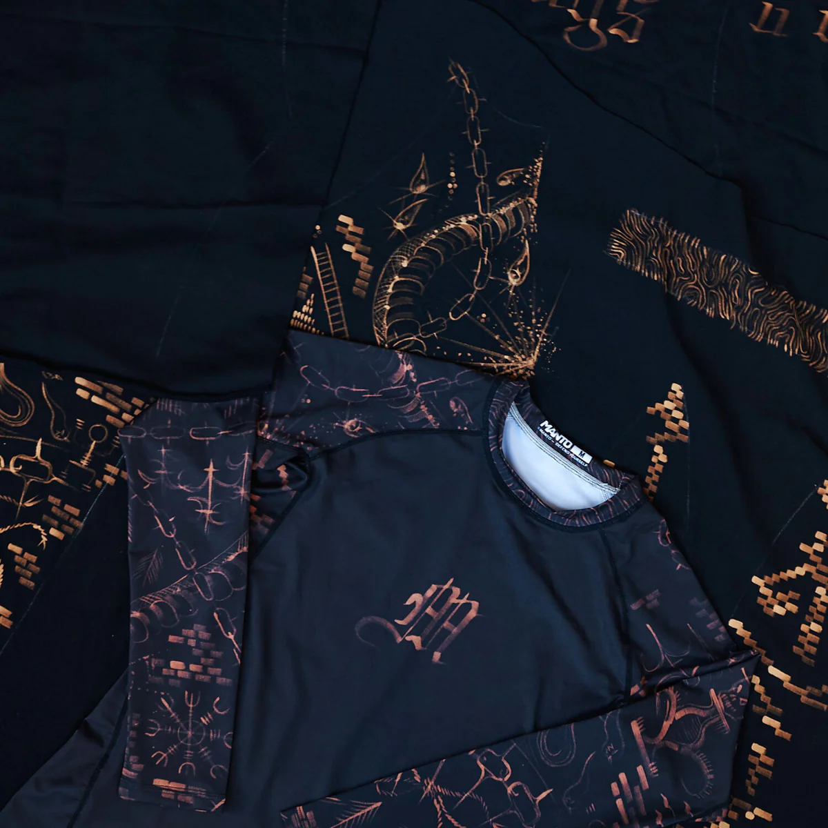 Rashguard Manto Abrazos Gratis mangas largas - Image 3