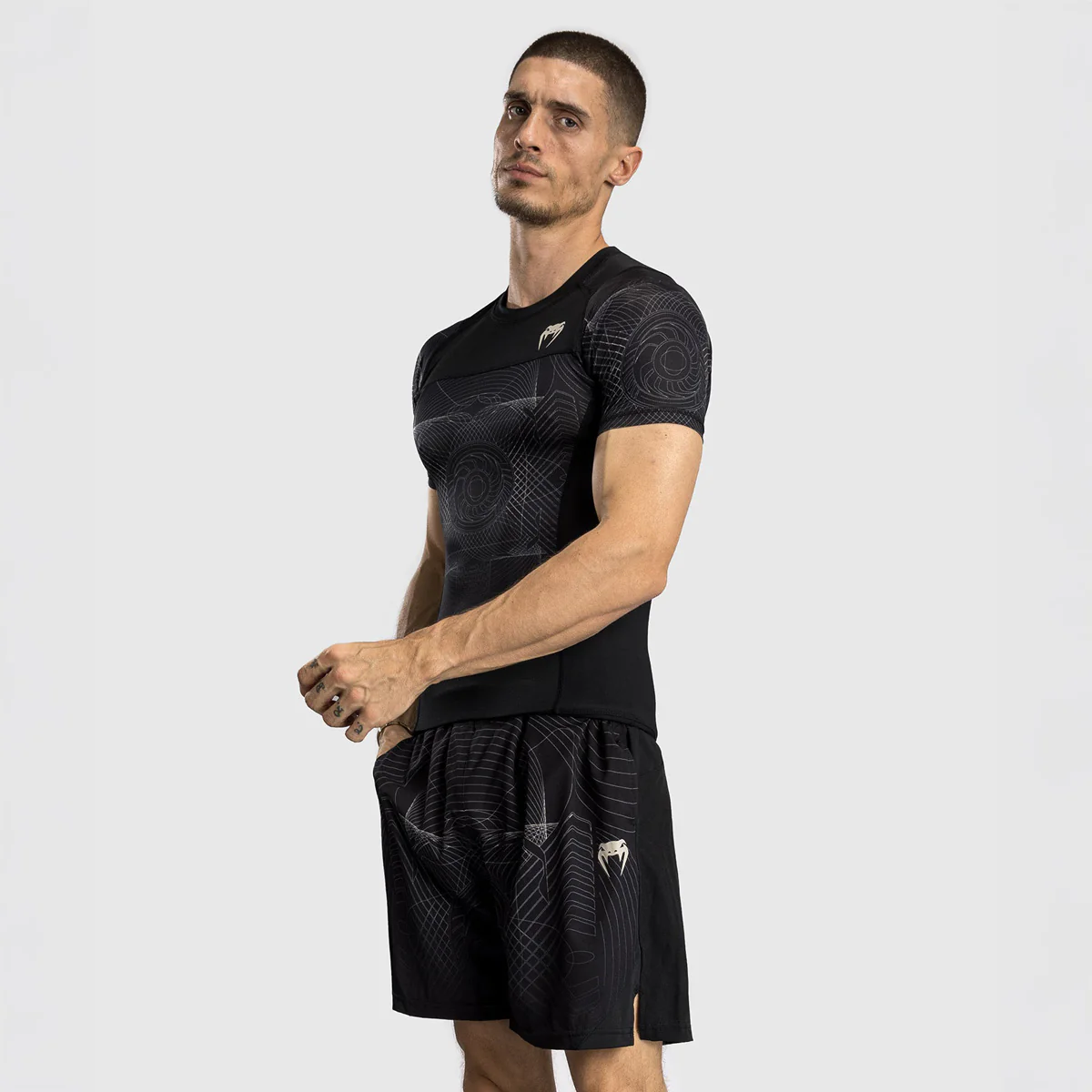 Rashguard Venum G-Fit Air mangas cortas Negro-arena  - Image 2