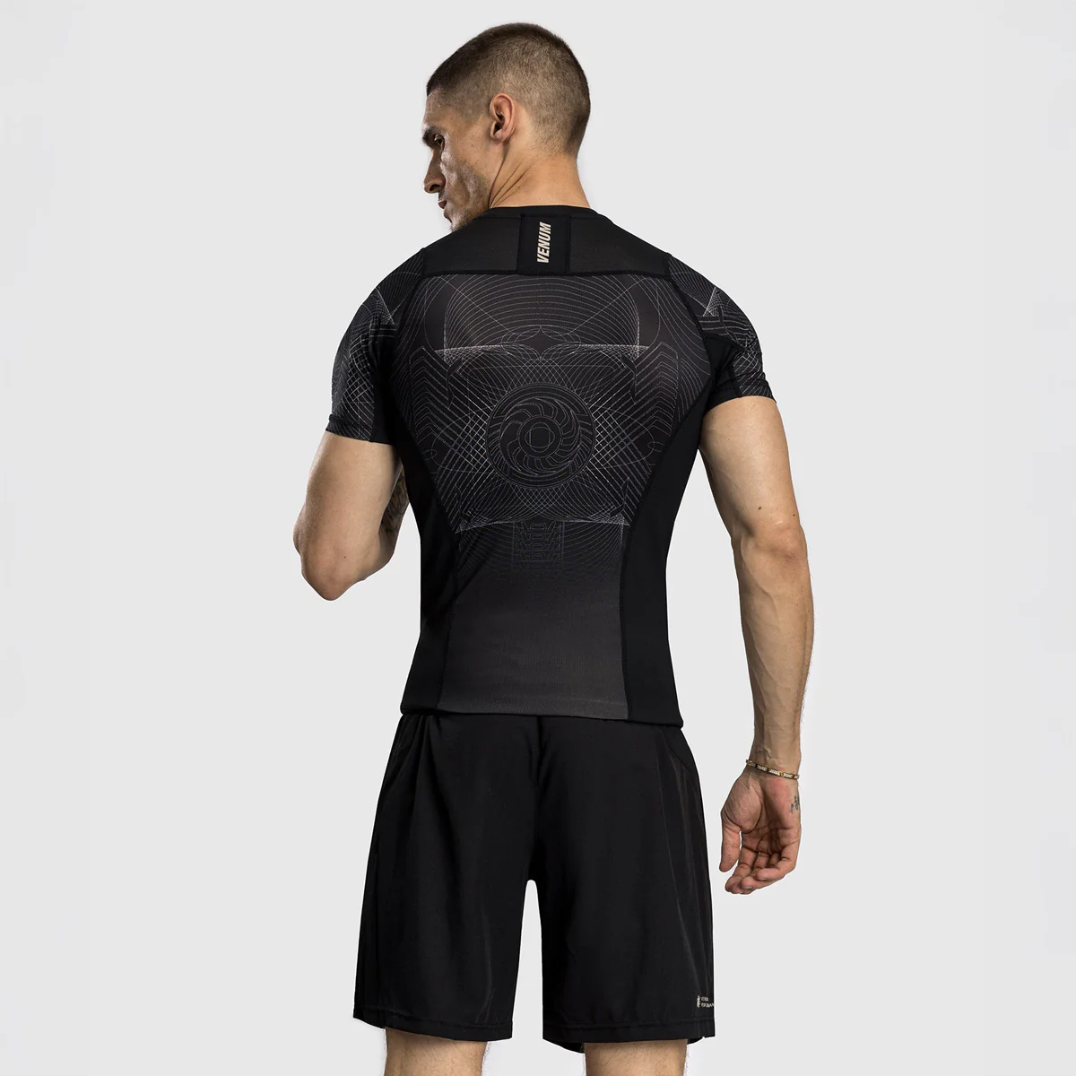 Rashguard Venum G-Fit Air mangas cortas Negro-arena  - Image 4