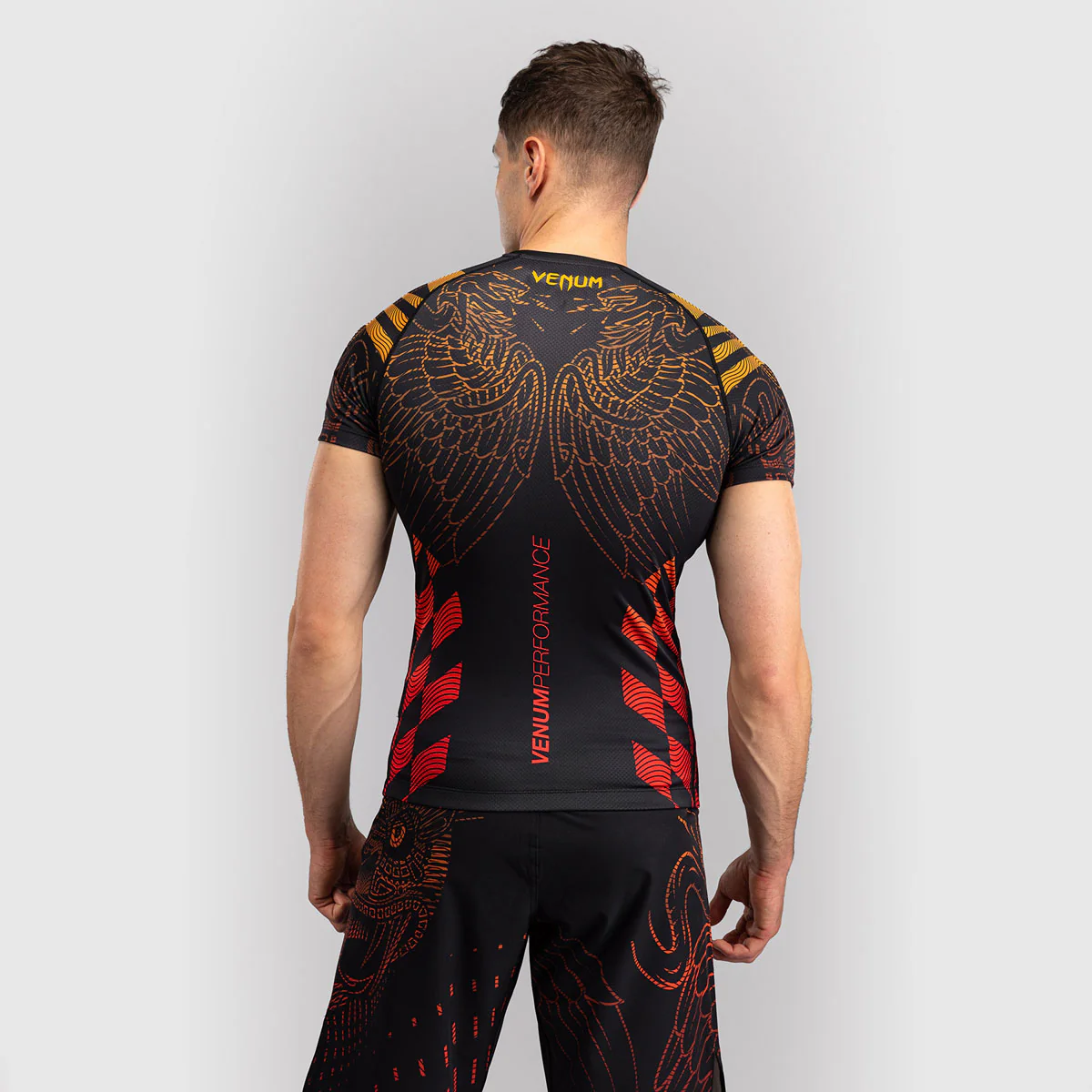 Rashguard Venum Quetzal Fury mangas cortas Negro-rojo  - Image 2