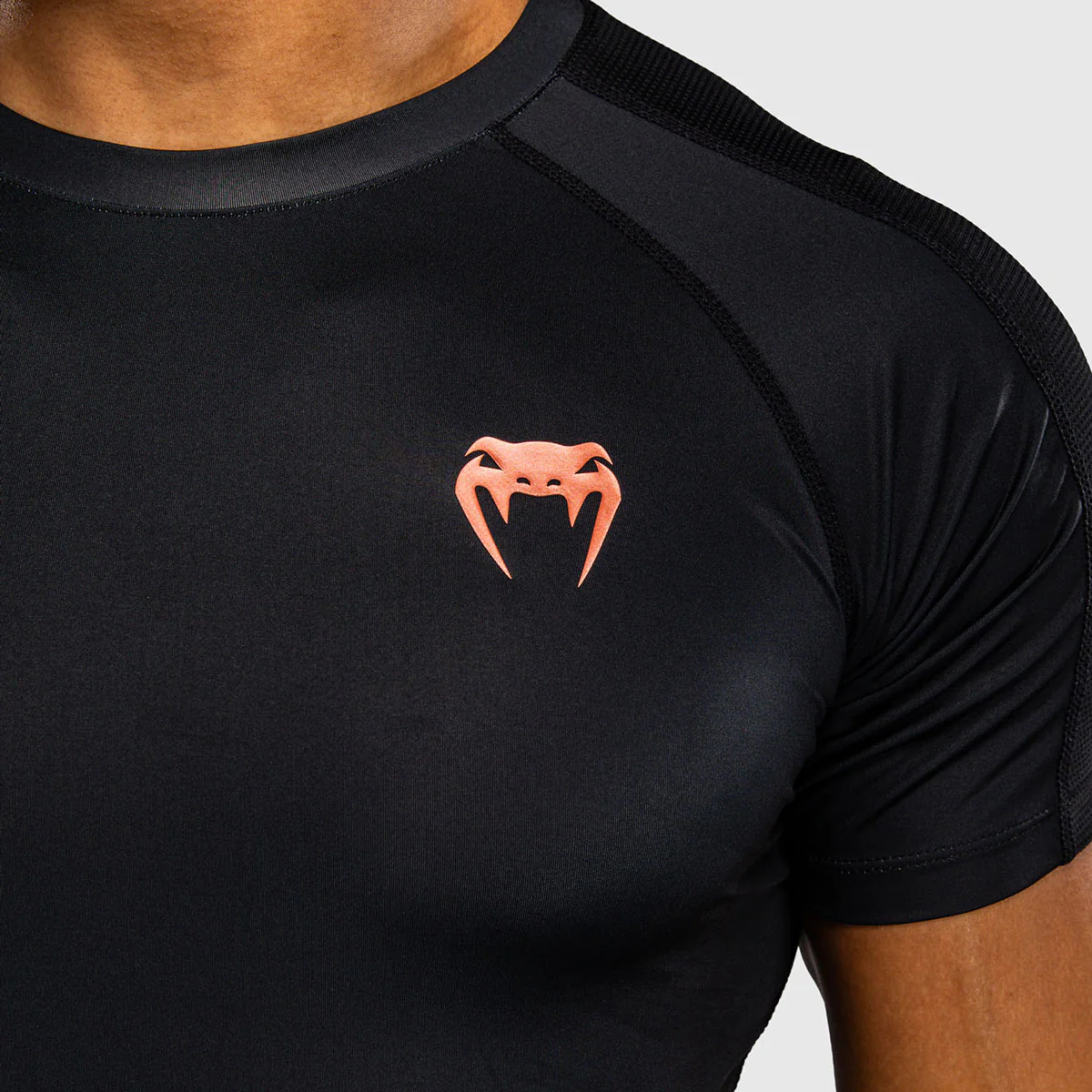 Rashguard Venum Thunder Dragon mangas cortas Negro - Image 6