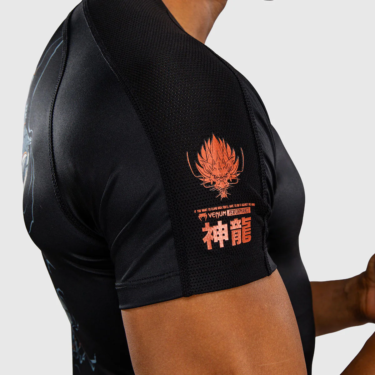 Rashguard Venum Thunder Dragon mangas cortas Negro - Image 7