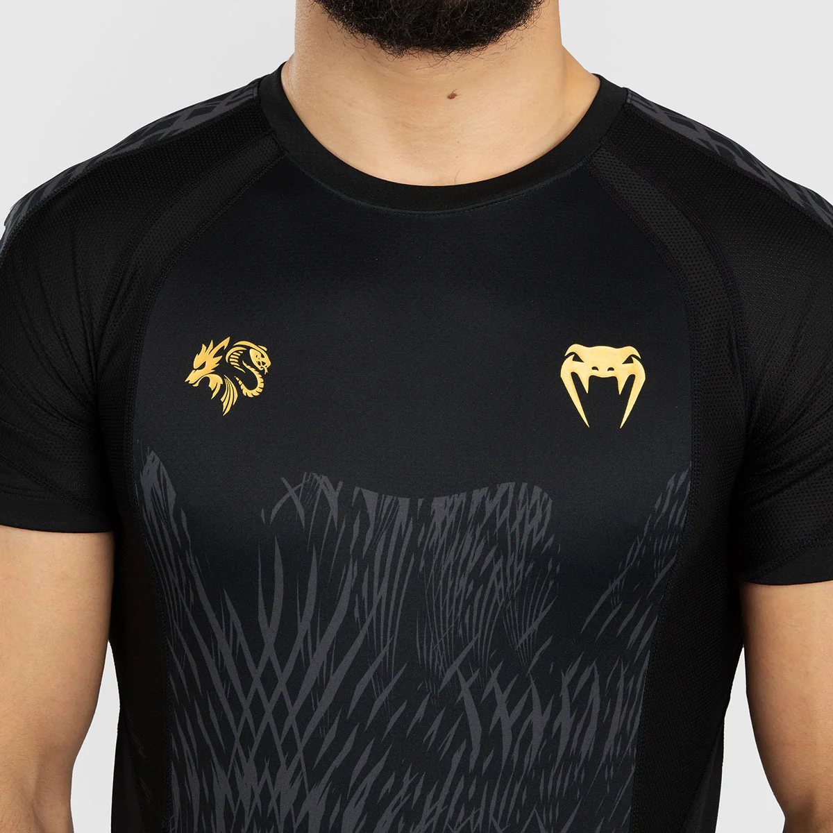 Rashguard Venum x Chimaev Wild Borz mangas cortas Negro  - Image 5