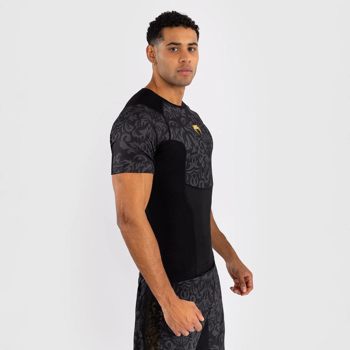 Rashguard Venum x Ilia Topuria Unmatched mangas cortas  - Image 3