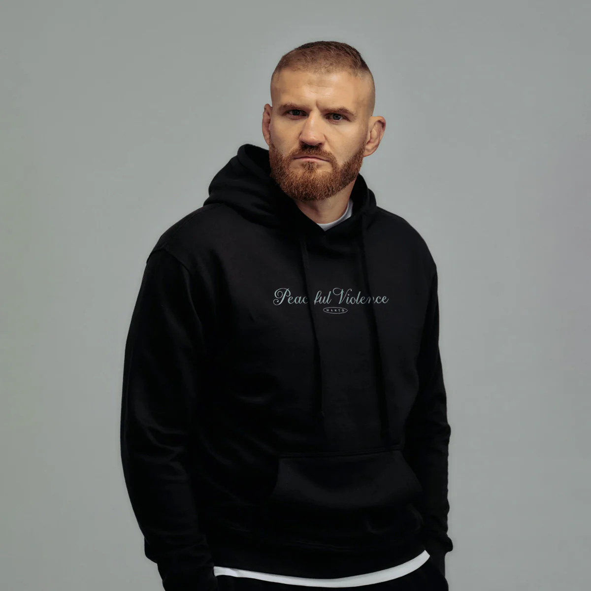 Sudadera Manto Peaceful Violence con capucha Negro - Image 4