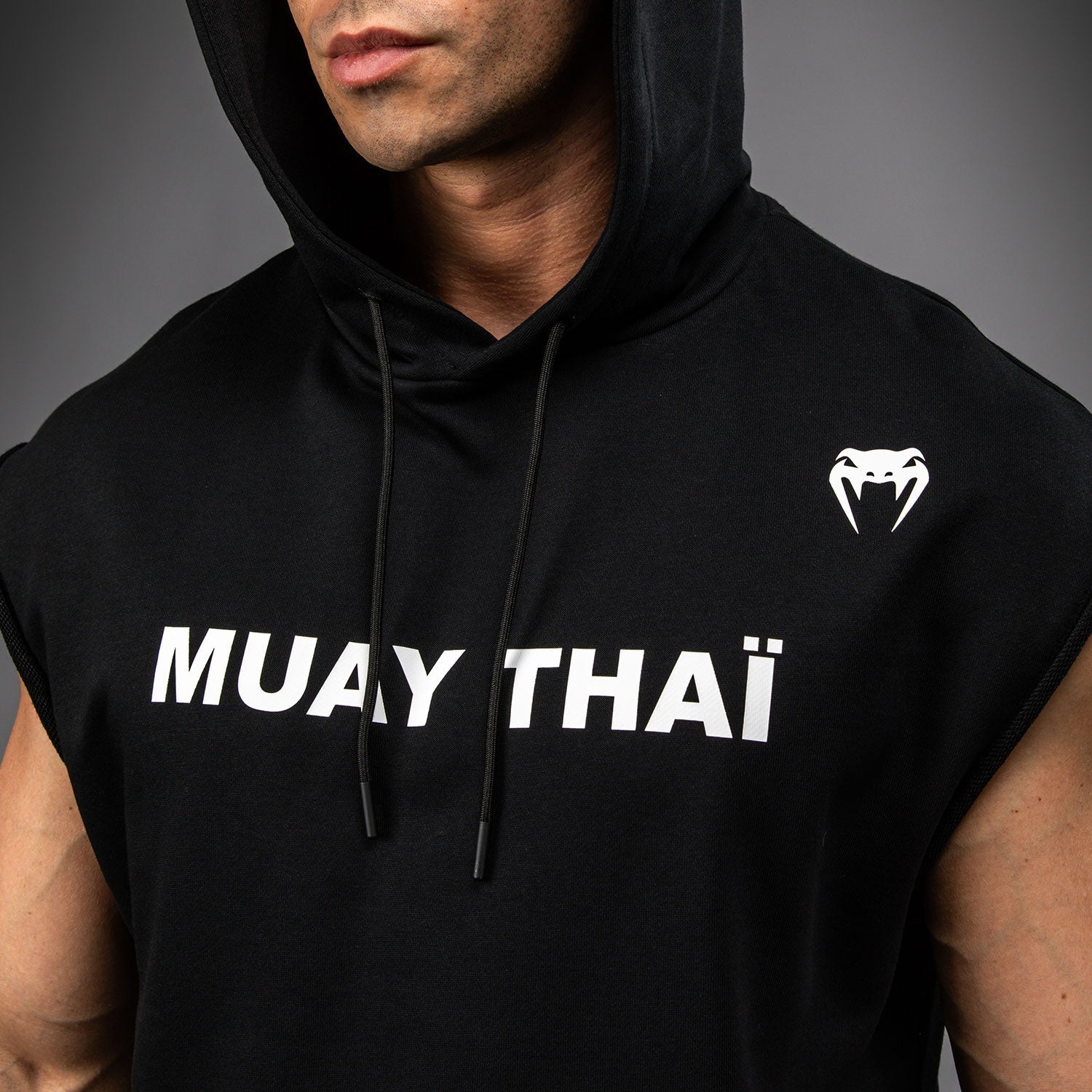 Sudadera sin mangas Venum Muay Thai VT con capucha  - Image 3