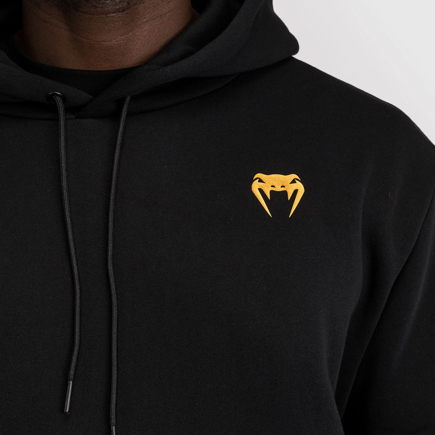 Sudadera Venum Serpenti con capucha Negro - Image 6