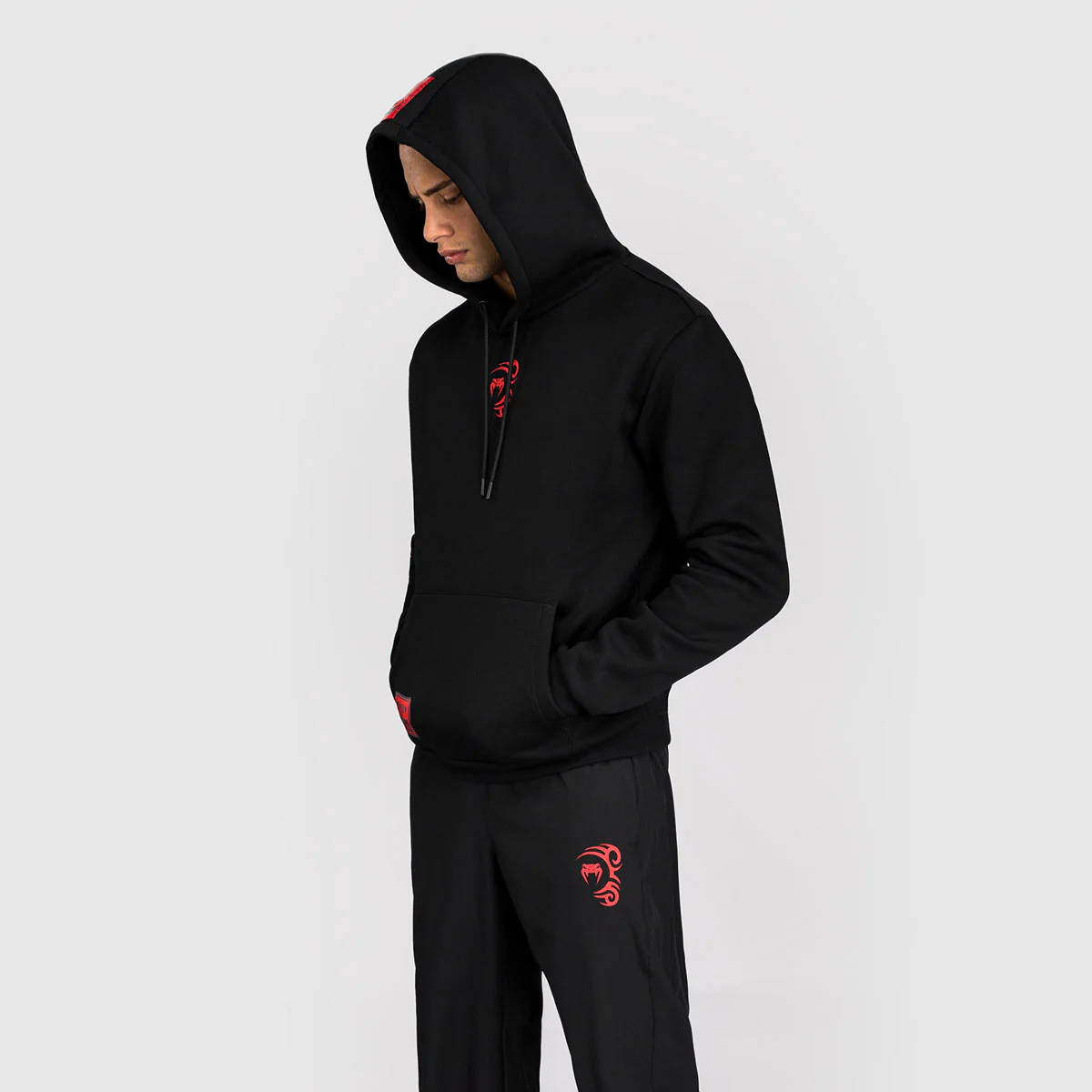 Sudadera Venum x Mike Tyson Tiger con capucha Negro - Image 2