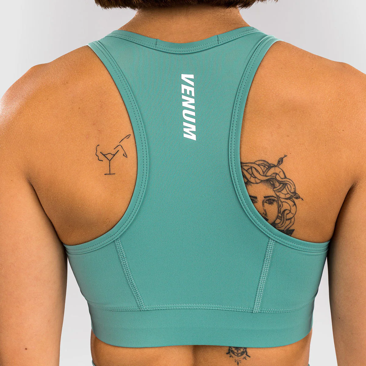 Top mujeres Venum Essential Verde agua  - Image 6